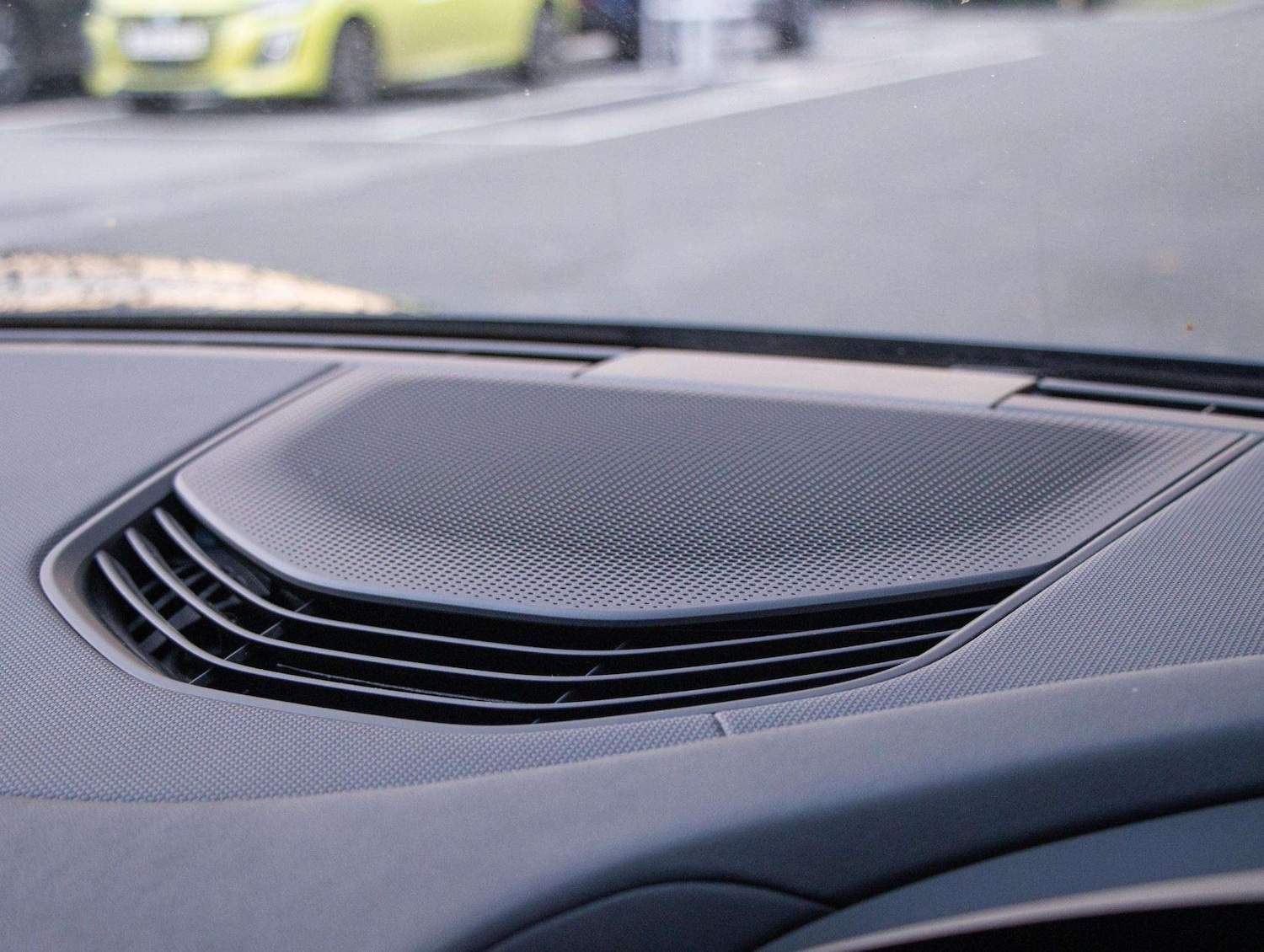 Used Porsche Taycan 2022 for sale - 76661910: Photo 15