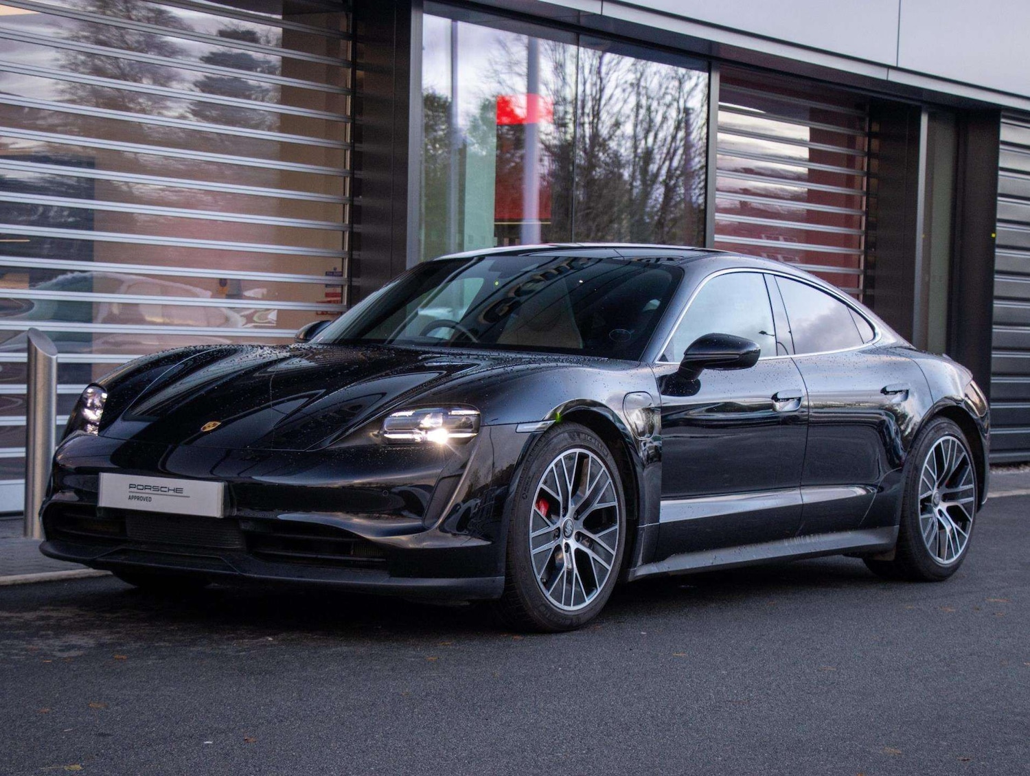 Used Porsche Taycan 2022 for sale - 76661910: Photo 17