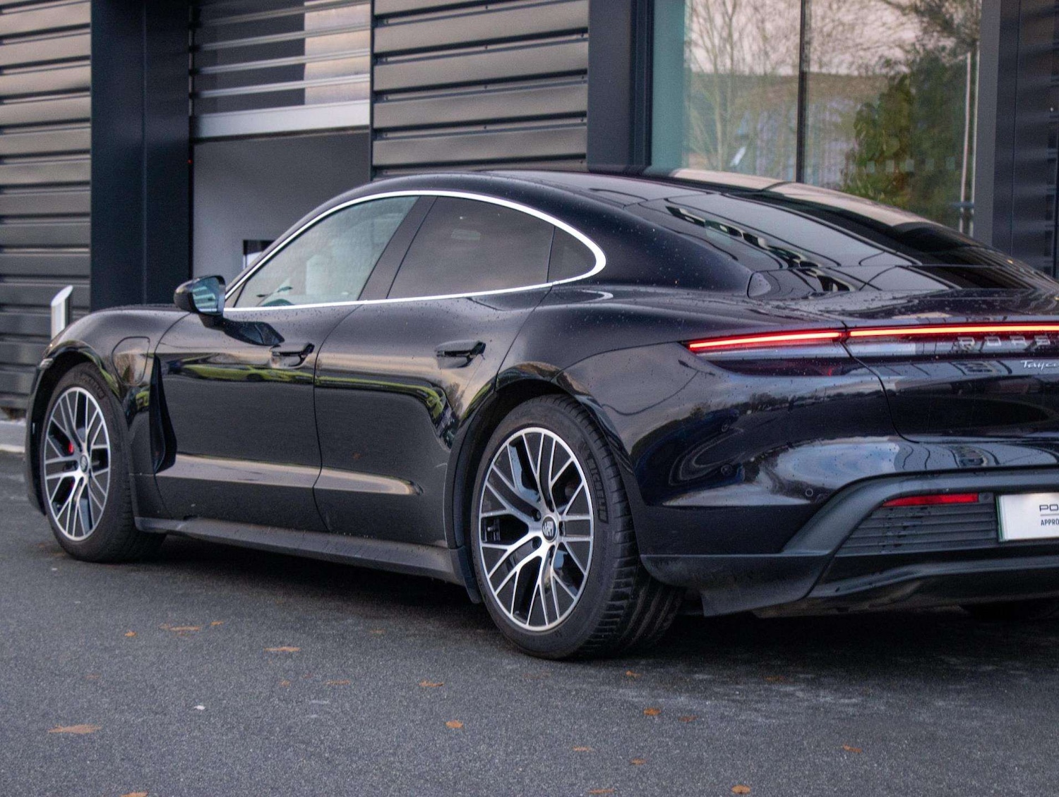 Used Porsche Taycan 2022 for sale - 76661910: Photo 21