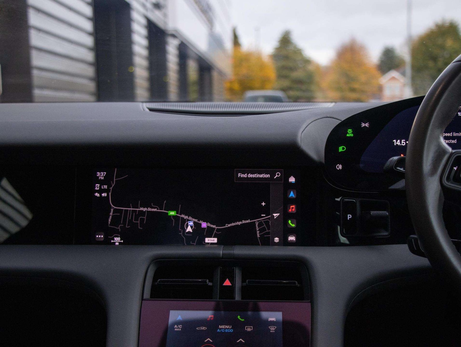 Used Porsche Taycan 2020 for sale - 76553262: Photo 26