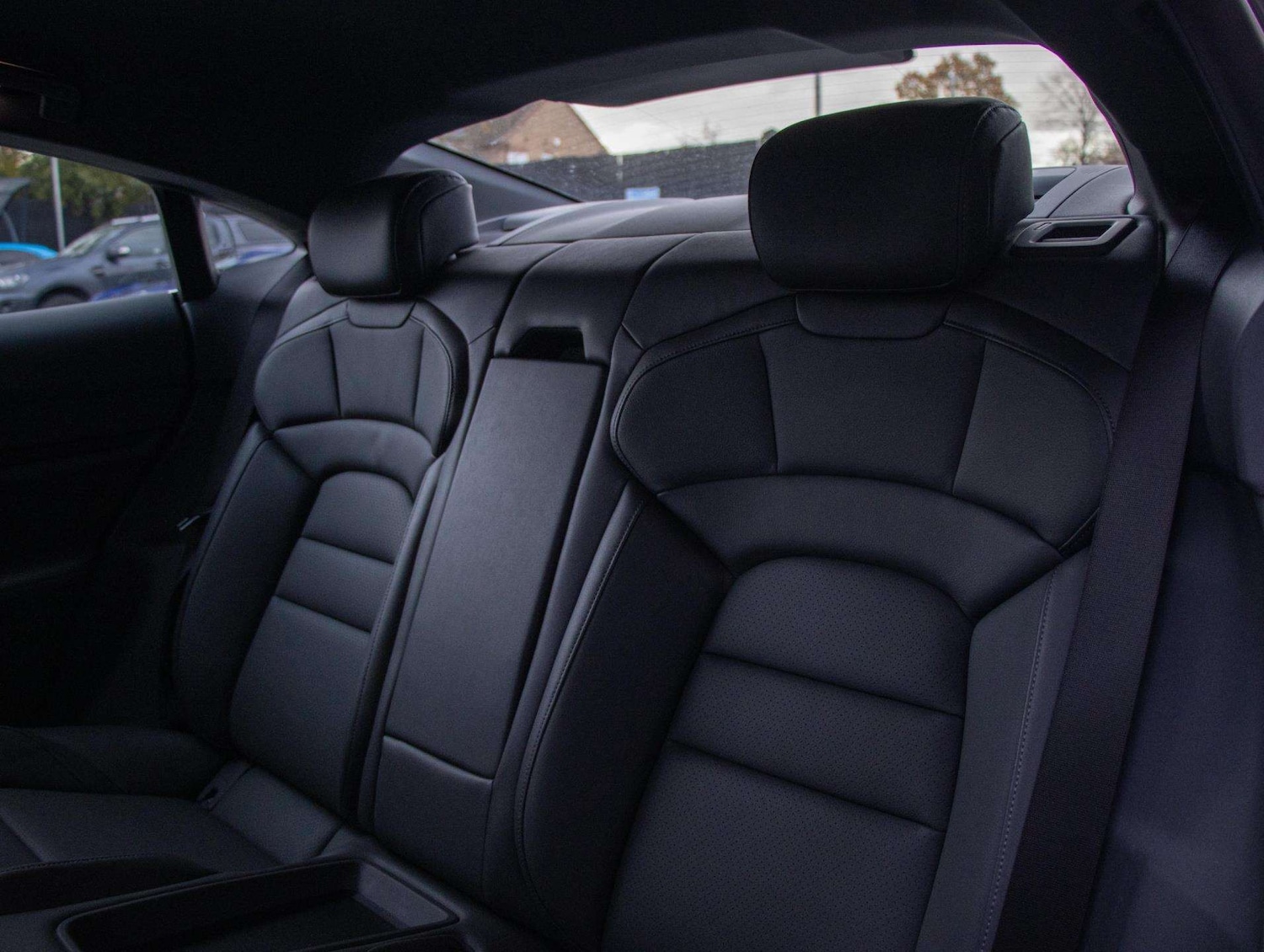 Used Porsche Taycan 2020 for sale - 76553262: Photo 28