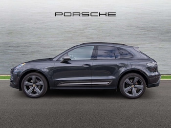 Used Porsche Macan 2023 for sale - 78639466: Photo