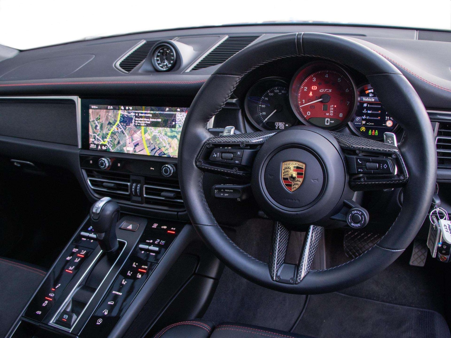 Used Porsche Macan 2024 for sale - 77811098: Photo 16