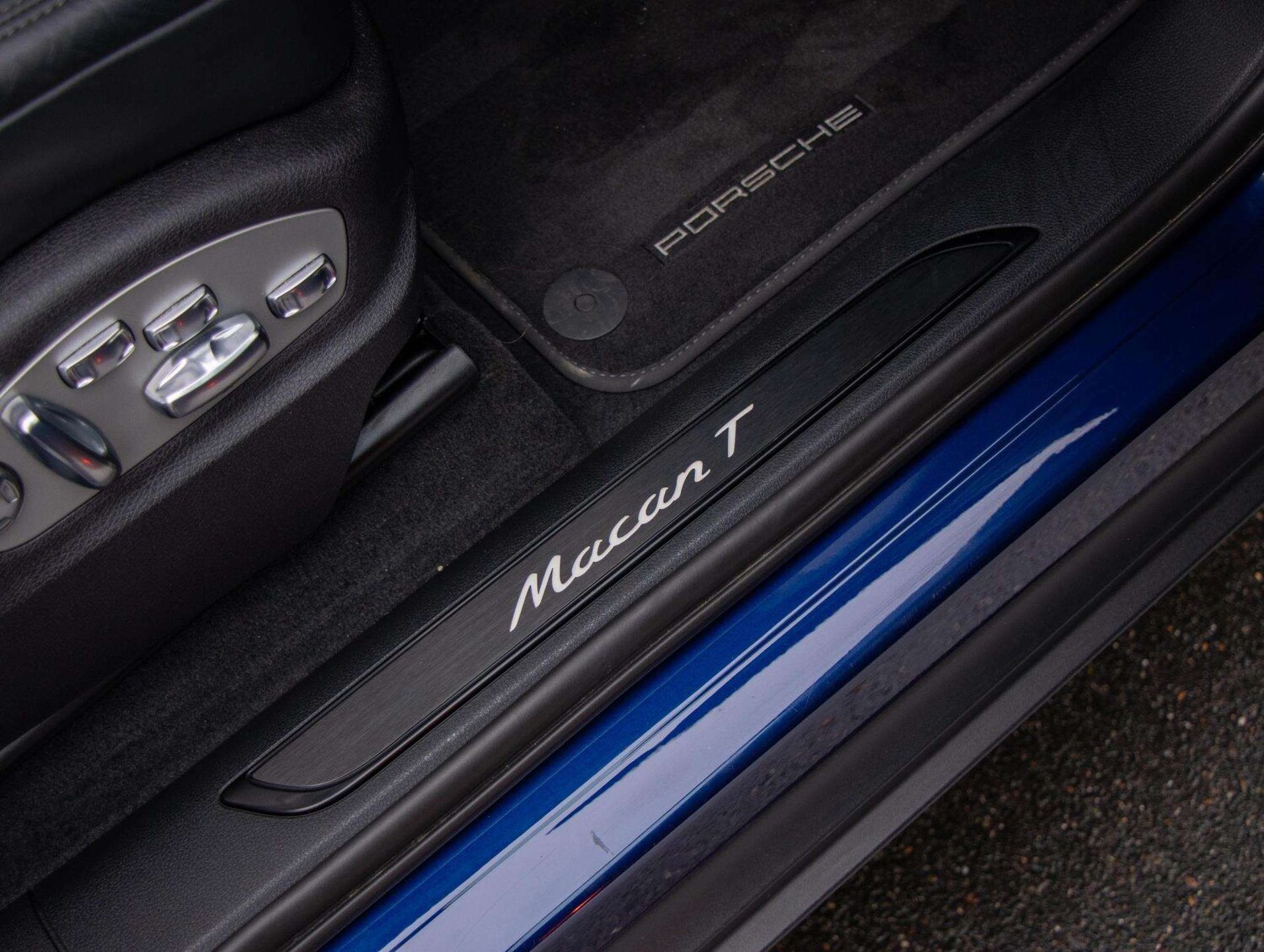 Used Porsche Macan 2023 for sale - 76827733: Photo 15