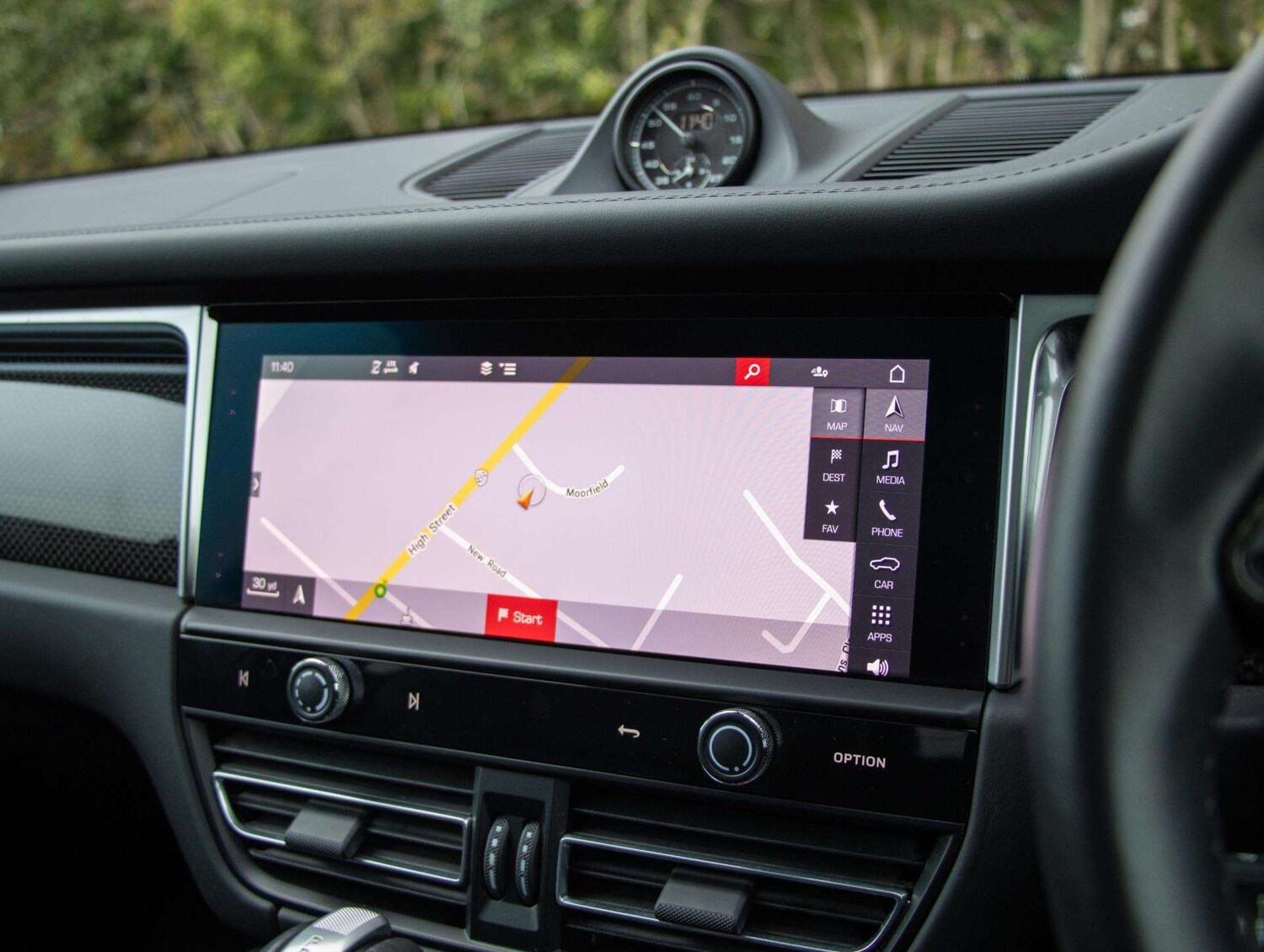 Used Porsche Macan 2023 for sale - 76827733: Photo 25