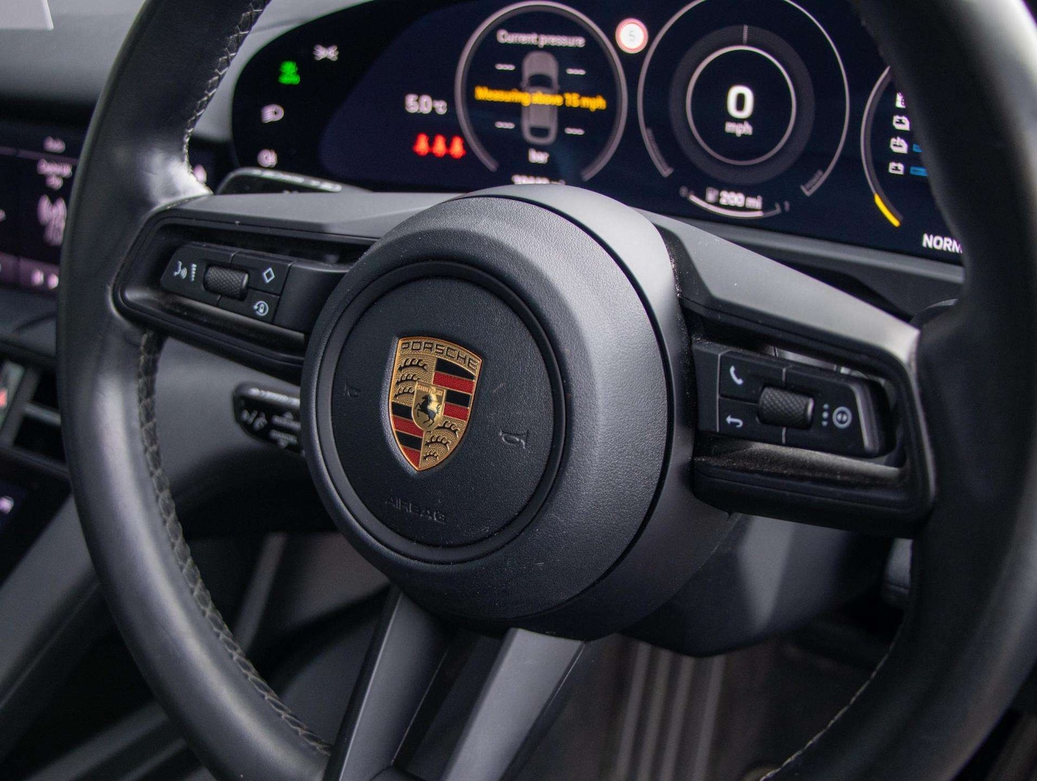 Used Porsche Taycan 2022 for sale - 77628310: Photo 12