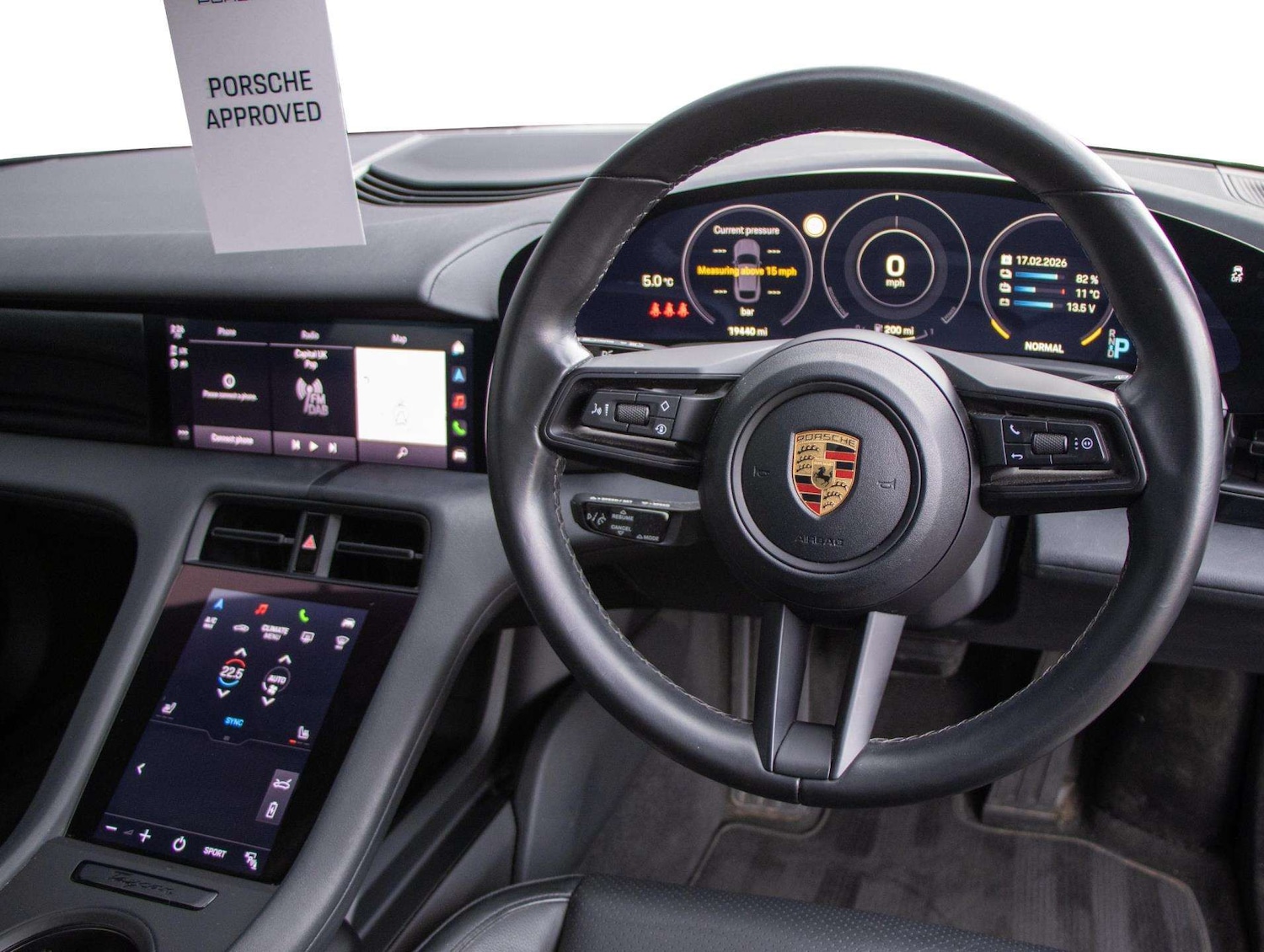 Used Porsche Taycan 2022 for sale - 77628310: Photo 8