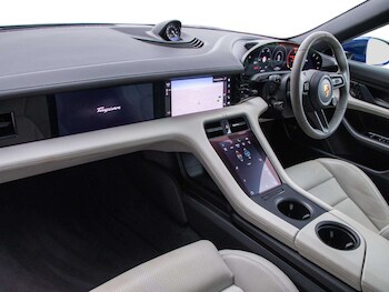 Used Porsche Taycan 2020 for sale - 77756499: Photo