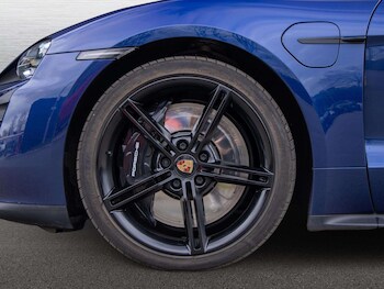 Used Porsche Taycan 2020 for sale - 77756499: Photo