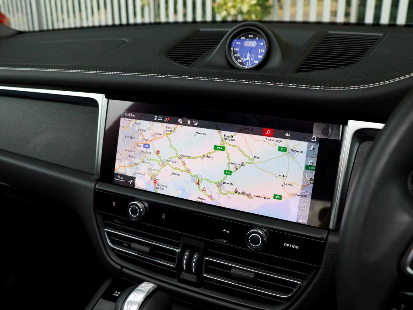 Used Porsche Macan 2024 for sale - 76339708: Photo 15