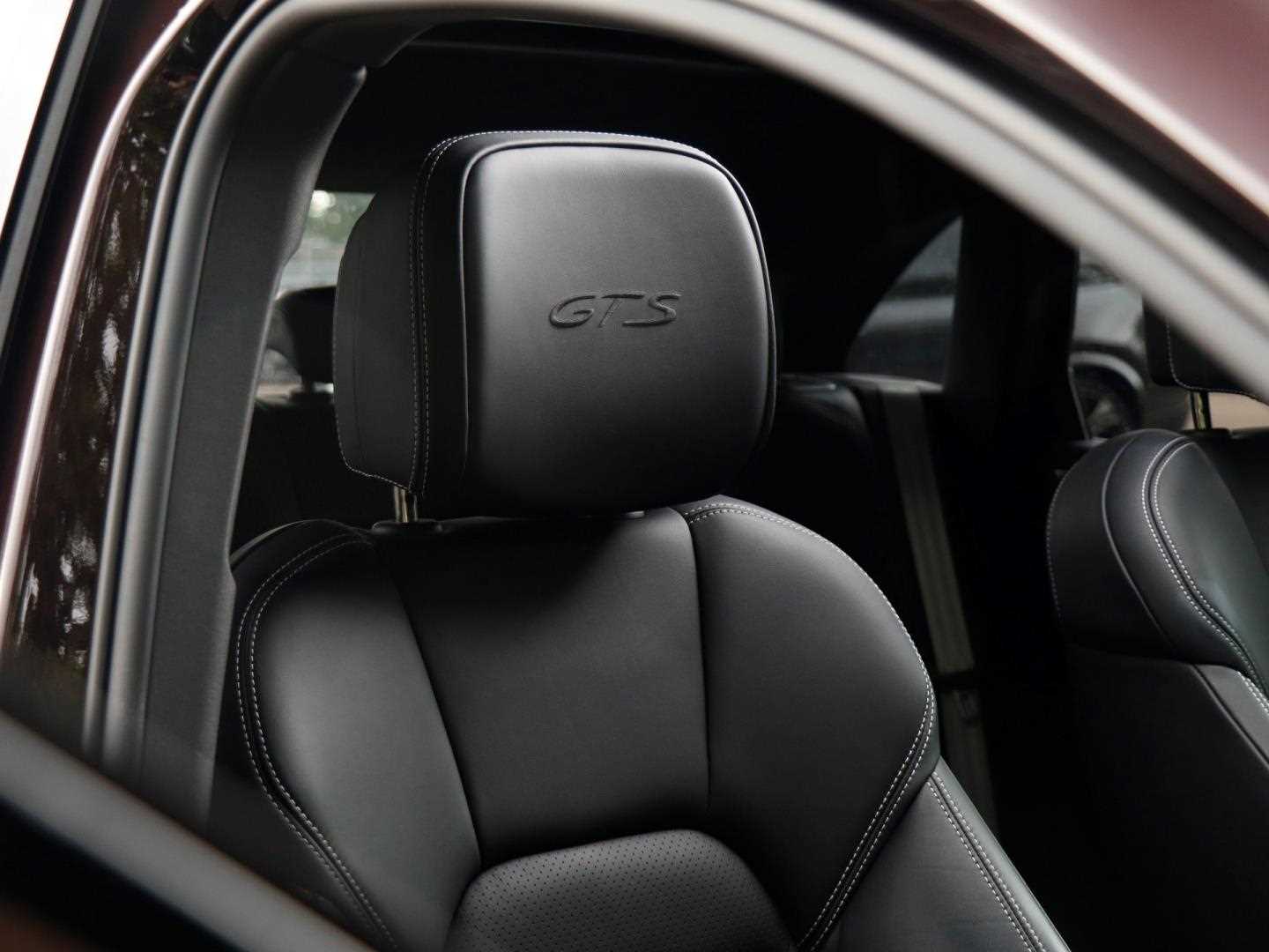 Used Porsche Macan 2024 for sale - 76339708: Photo 24