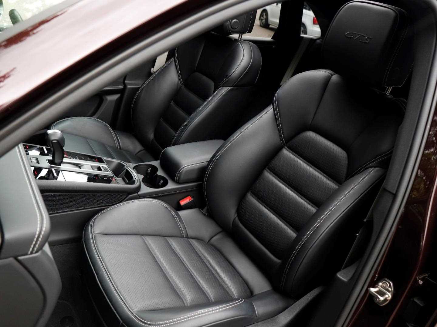Used Porsche Macan 2024 for sale - 76339708: Photo 26