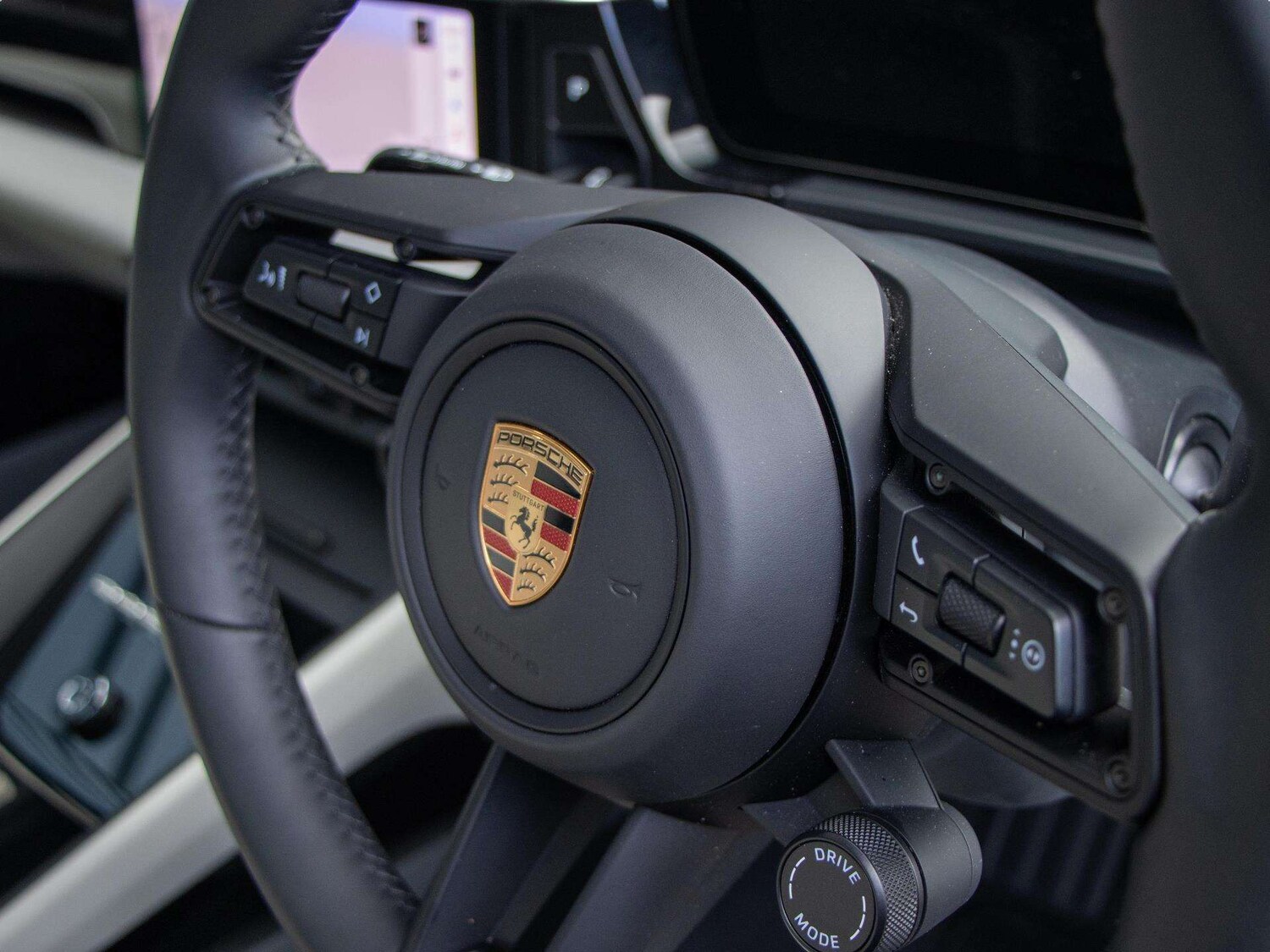 Used Porsche Macan 2025 for sale - 78104773: Photo 15