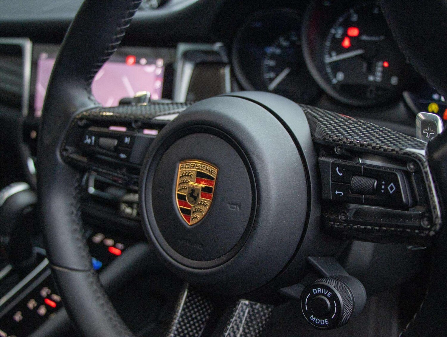 Used Porsche Macan 2023 for sale - 76827686: Photo 12