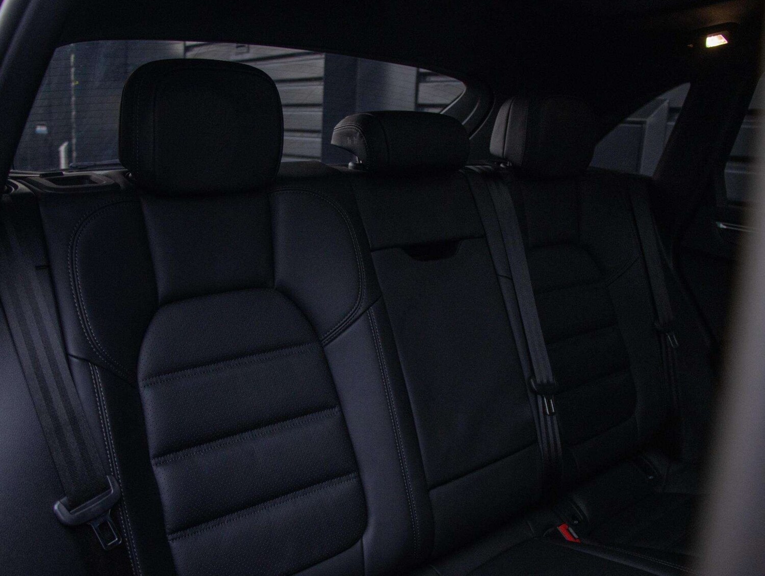 Used Porsche Macan 2023 for sale - 76827686: Photo 23