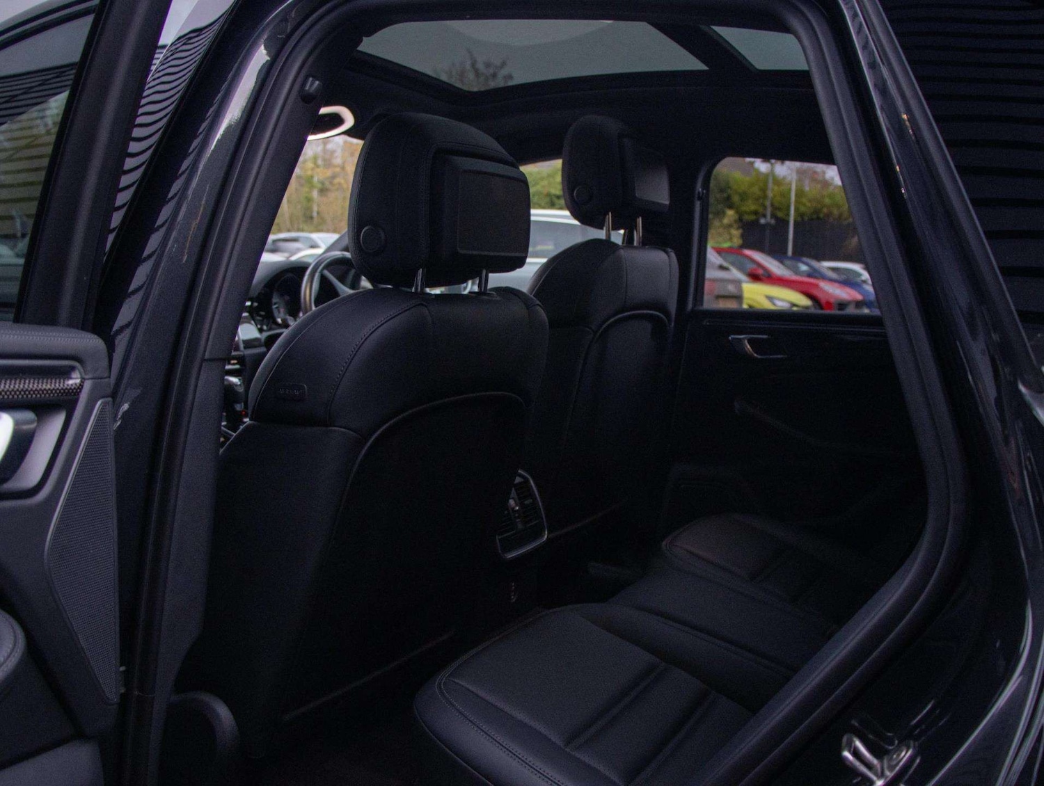 Used Porsche Macan 2023 for sale - 76827686: Photo 29