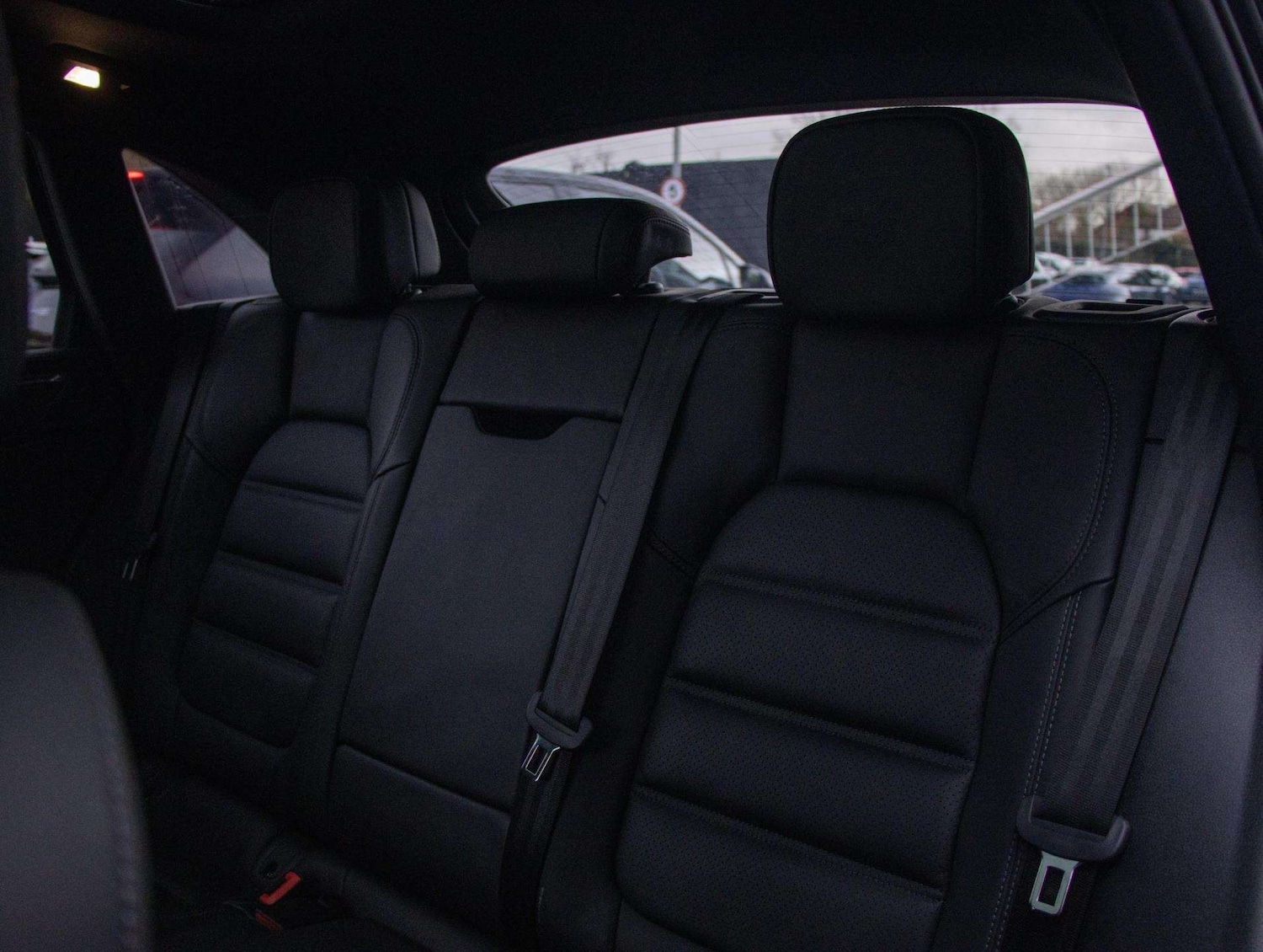 Used Porsche Macan 2023 for sale - 76827686: Photo 30