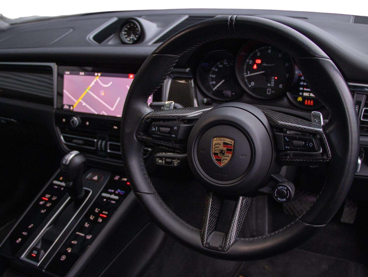 Used Porsche Macan 2023 for sale - 76827686: Photo 8