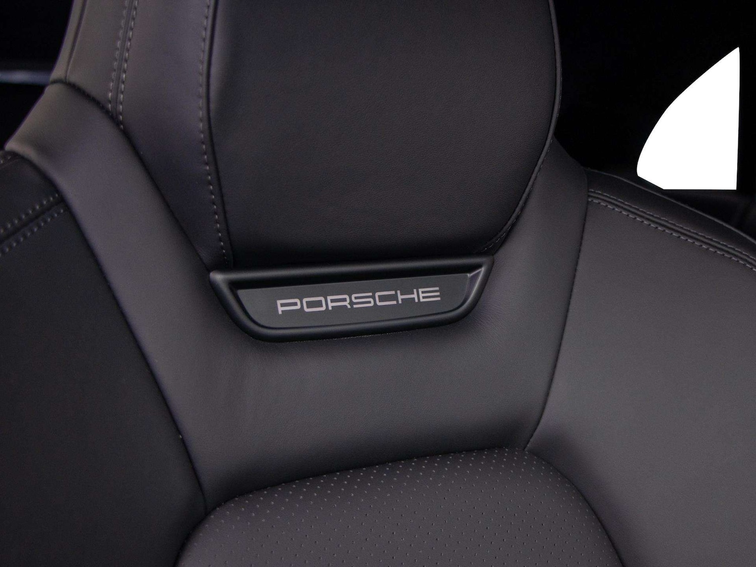 Used Porsche Macan for sale - 77661228: Photo 23