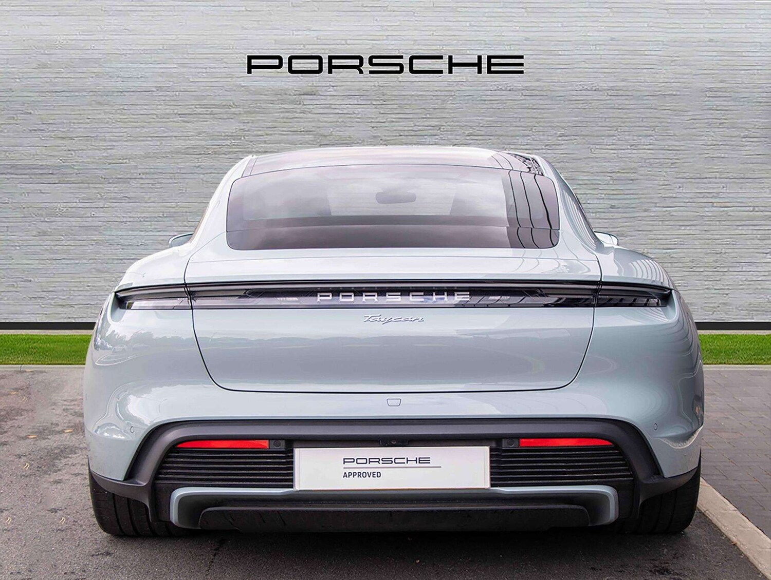 Used Porsche Taycan 2025 for sale - 77698820: Photo 7