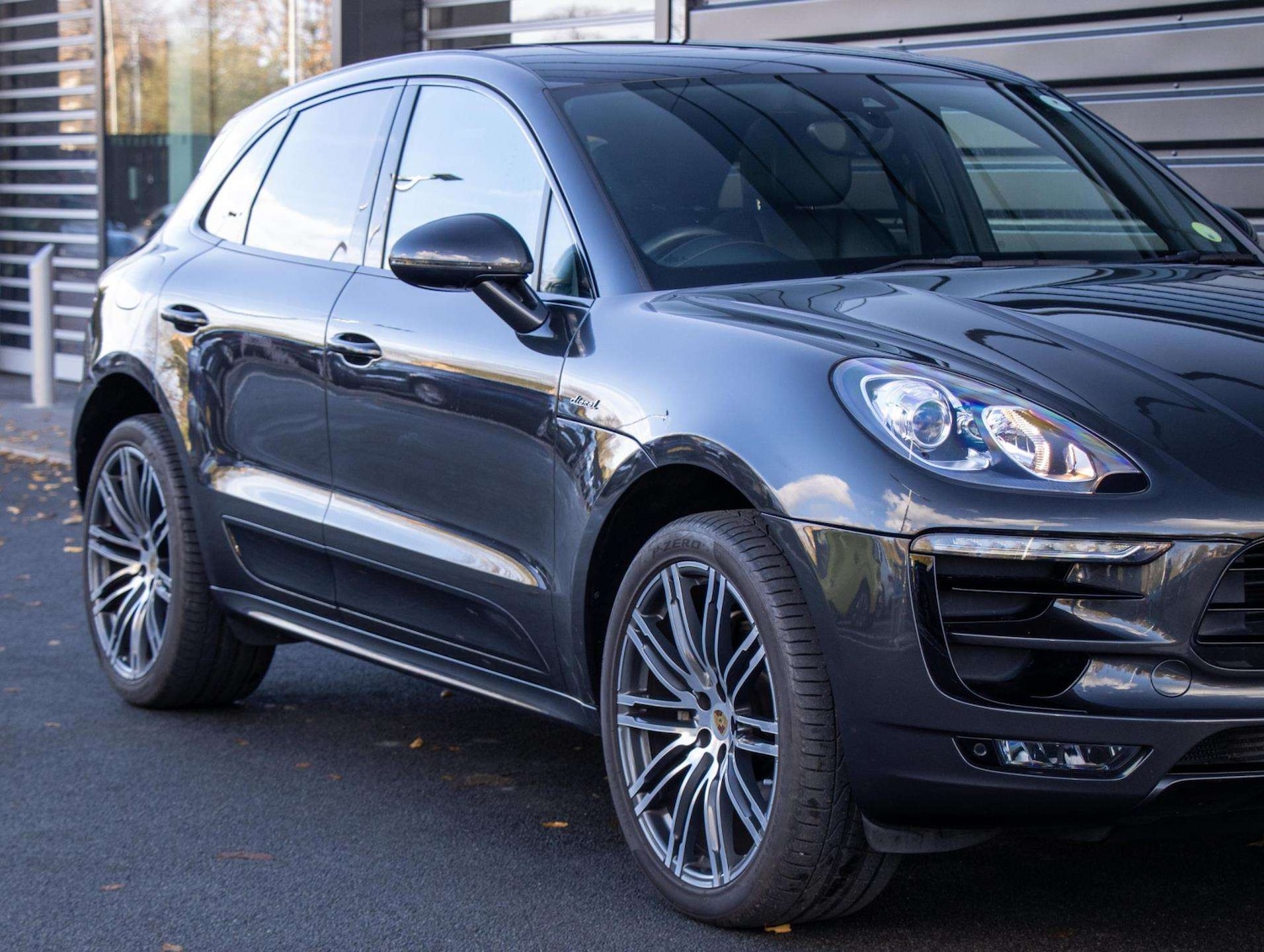 Used Porsche Macan 2017 for sale - 76624576: Photo 18