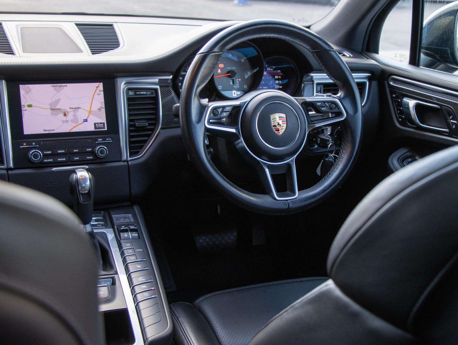 Used Porsche Macan 2017 for sale - 76624576: Photo 29