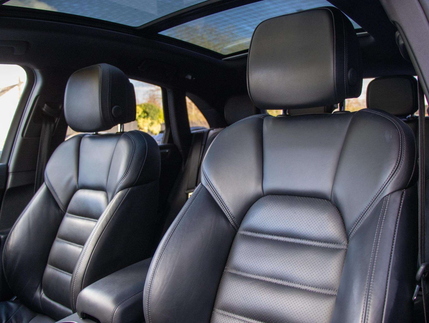 Used Porsche Macan 2017 for sale - 76624576: Photo 32