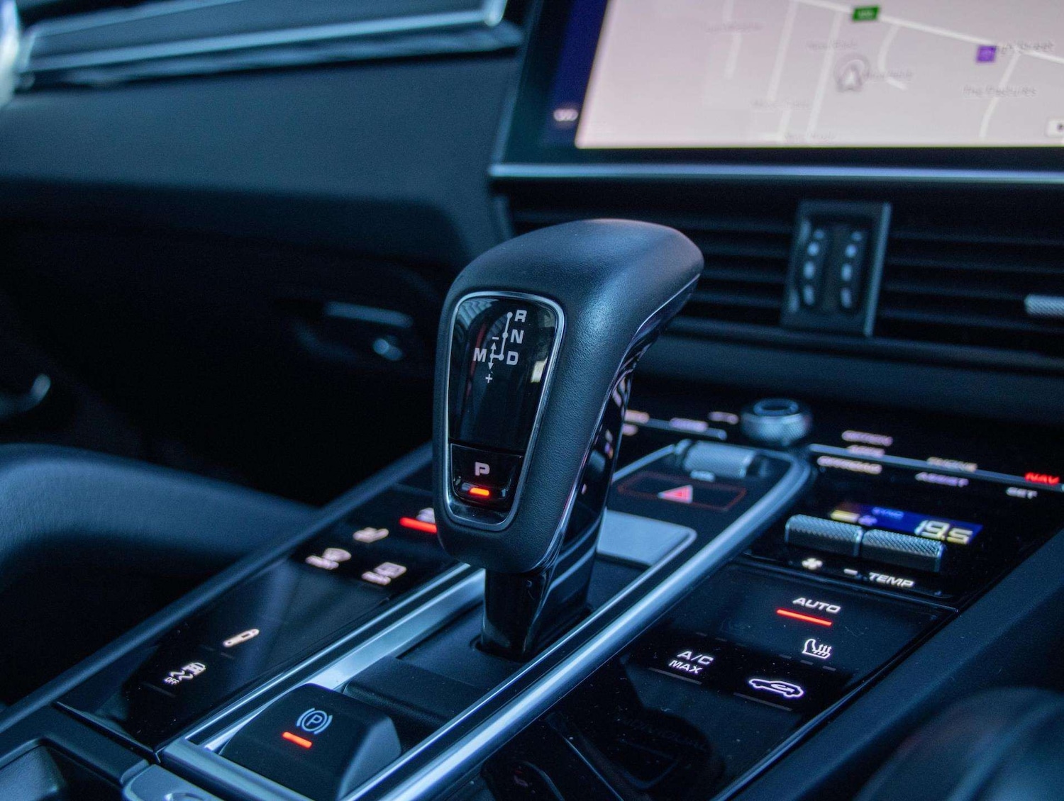 Used Porsche Cayenne 2022 for sale - 76842919: Photo 12