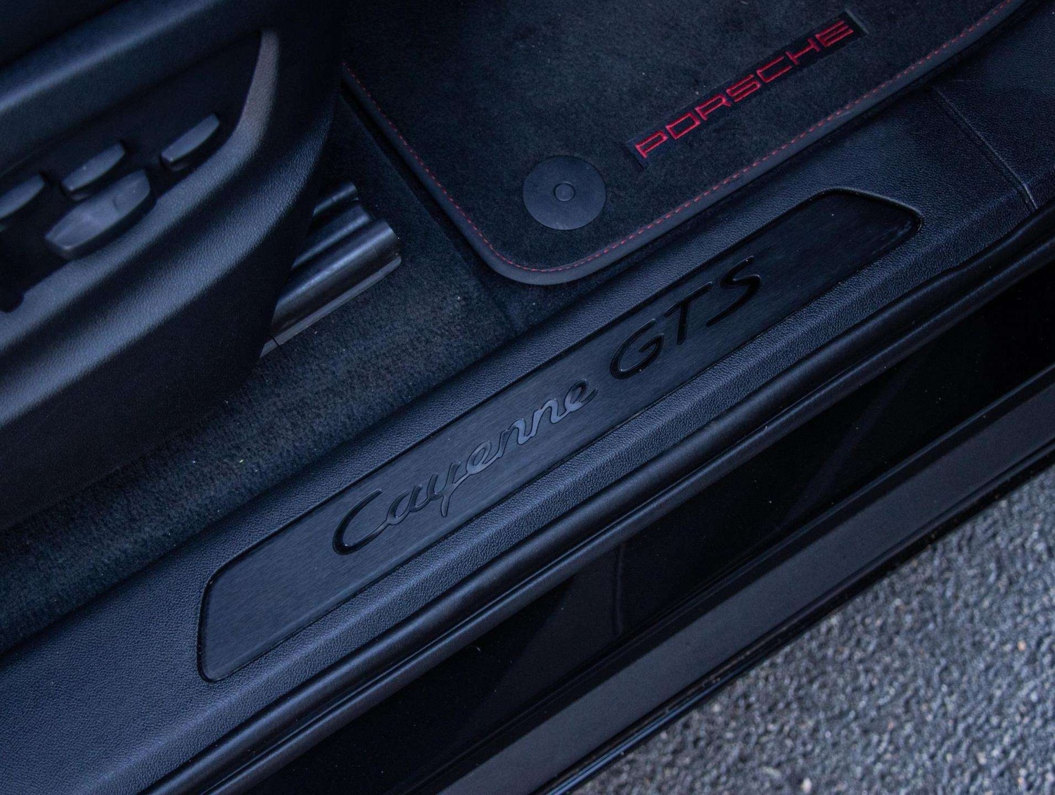 Used Porsche Cayenne 2022 for sale - 76842919: Photo 16