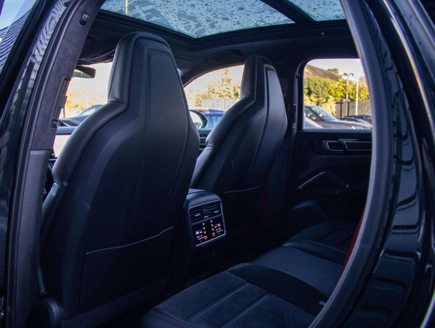 Used Porsche Cayenne 2022 for sale - 76842919: Photo 26