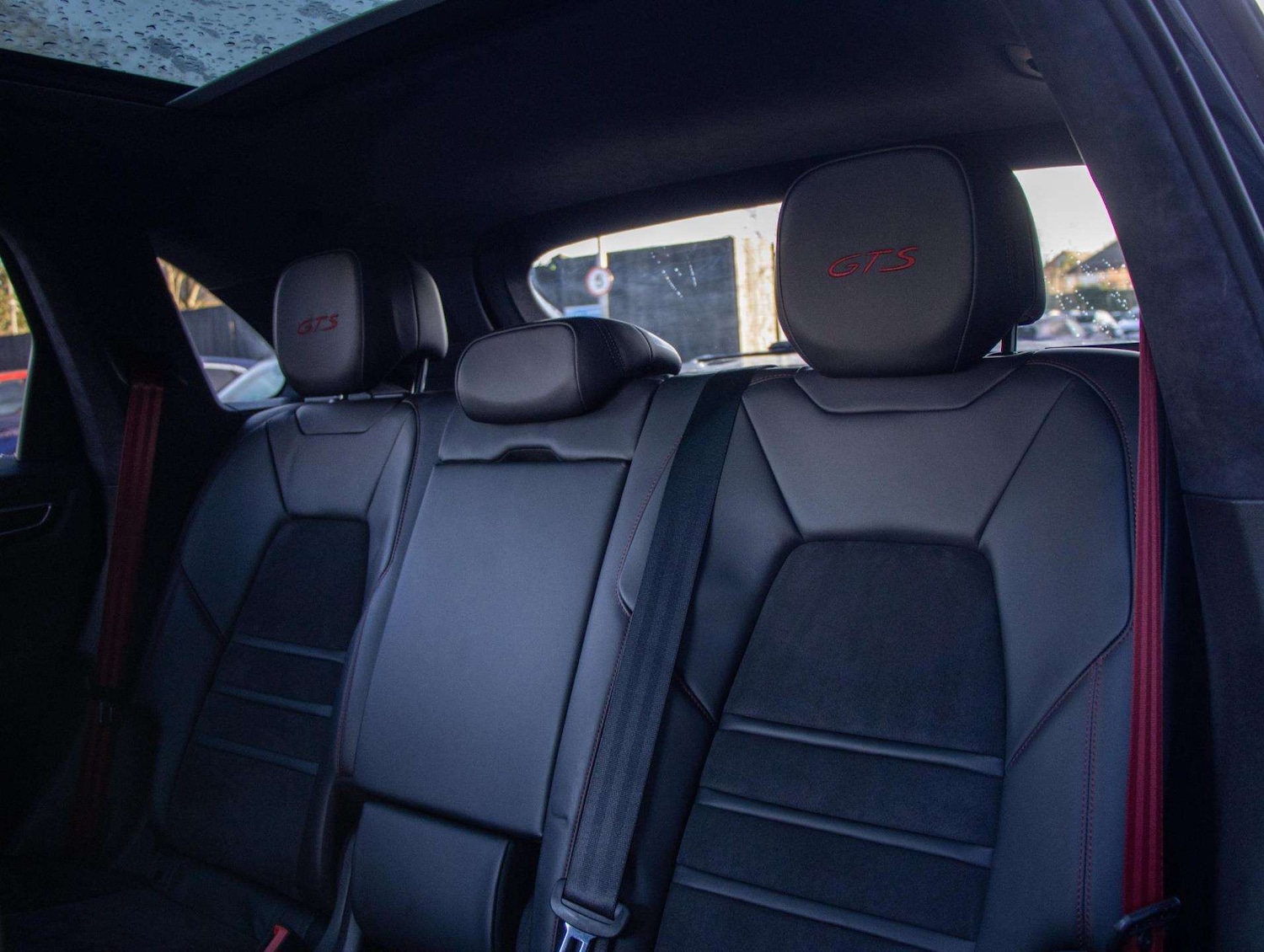 Used Porsche Cayenne 2022 for sale - 76842919: Photo 27