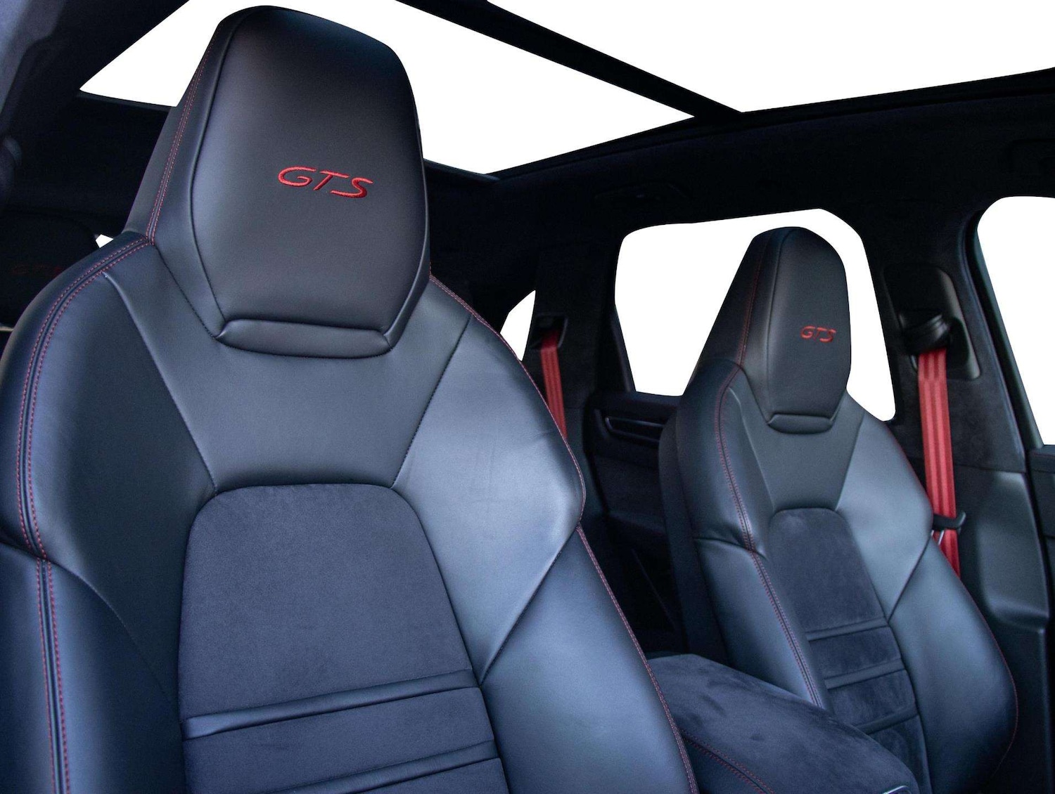 Used Porsche Cayenne 2022 for sale - 76842919: Photo 8