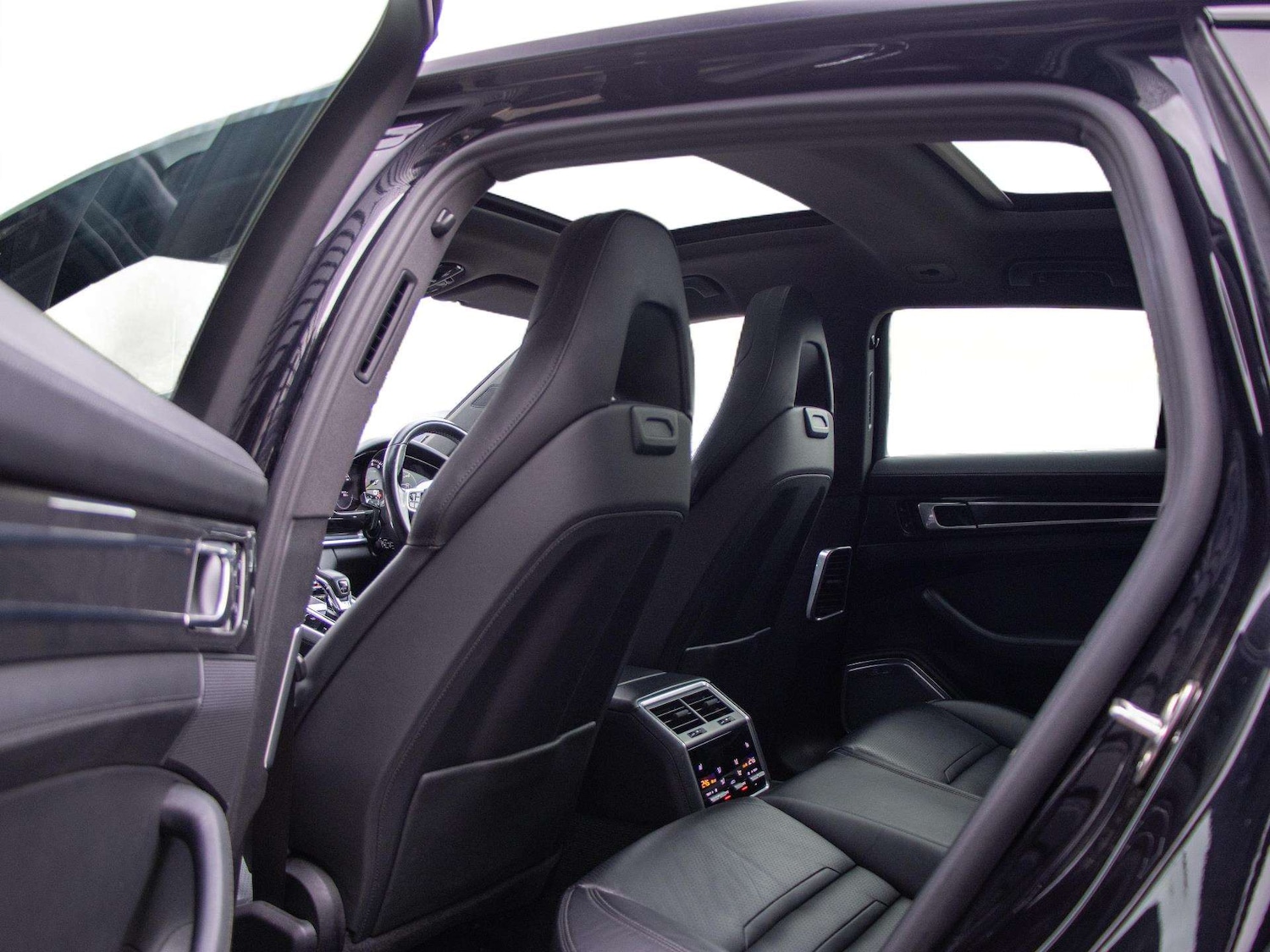 Used Porsche Panamera 2018 for sale - 77698753: Photo 30