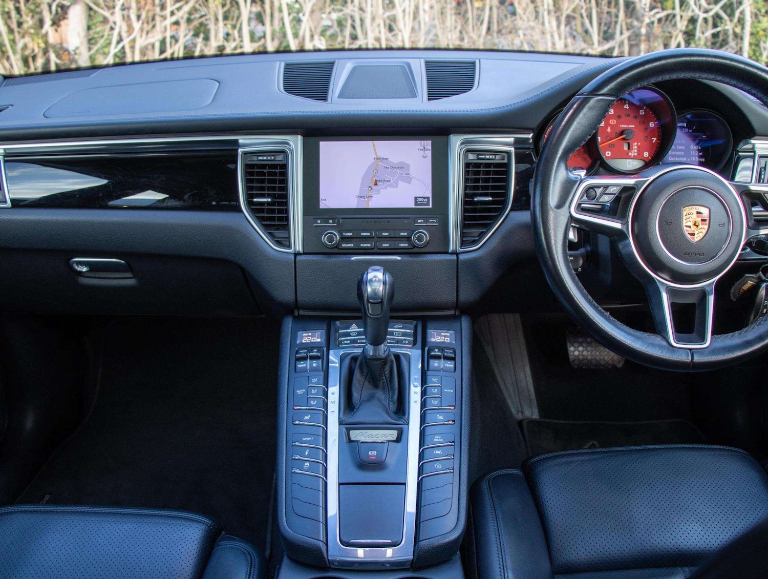 Used Porsche Macan 2018 for sale - 77000273: Photo 10