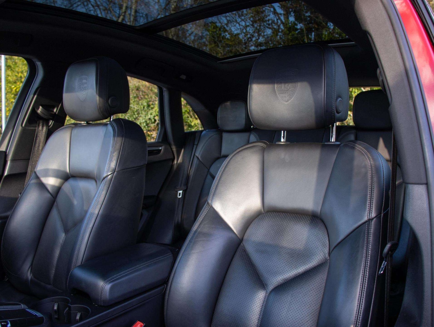 Used Porsche Macan 2018 for sale - 77000273: Photo 24