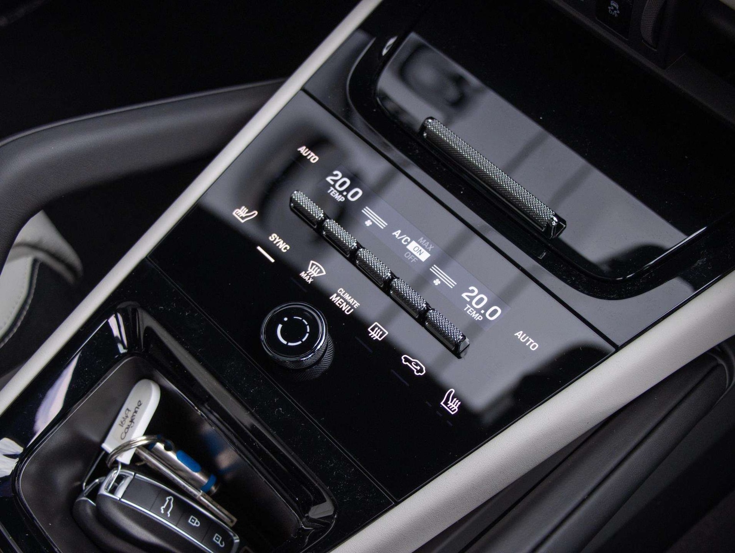 Used Porsche Cayenne 2025 for sale - 76205102: Photo 12