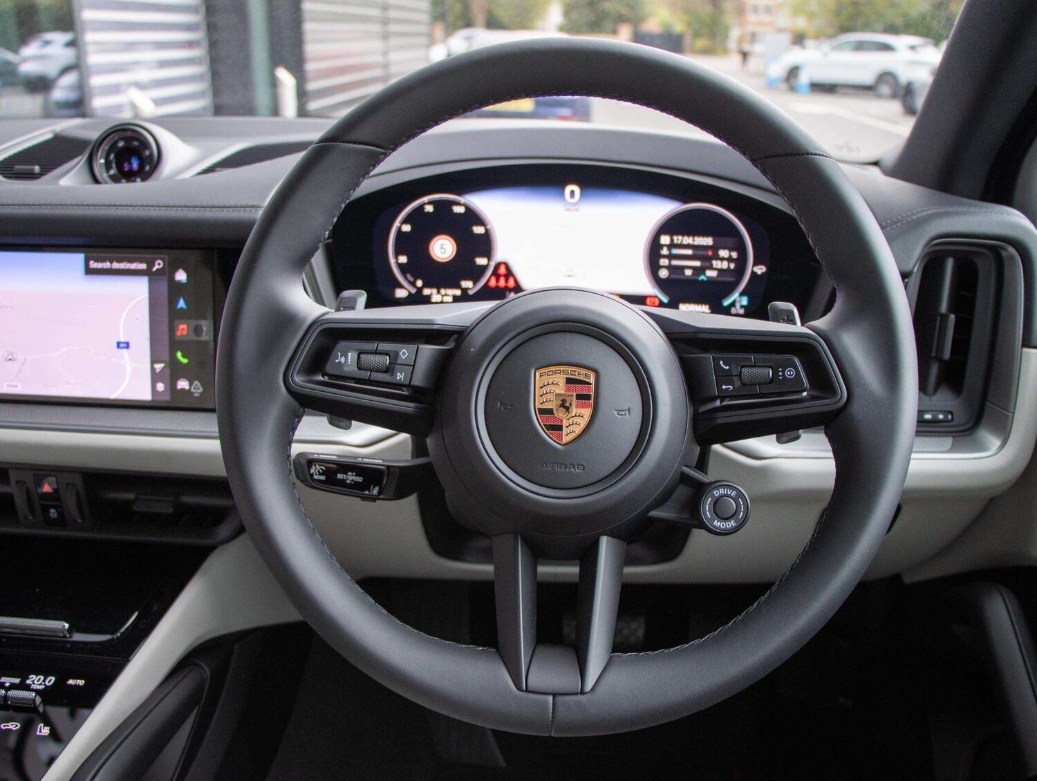 Used Porsche Cayenne 2025 for sale - 76205102: Photo 13