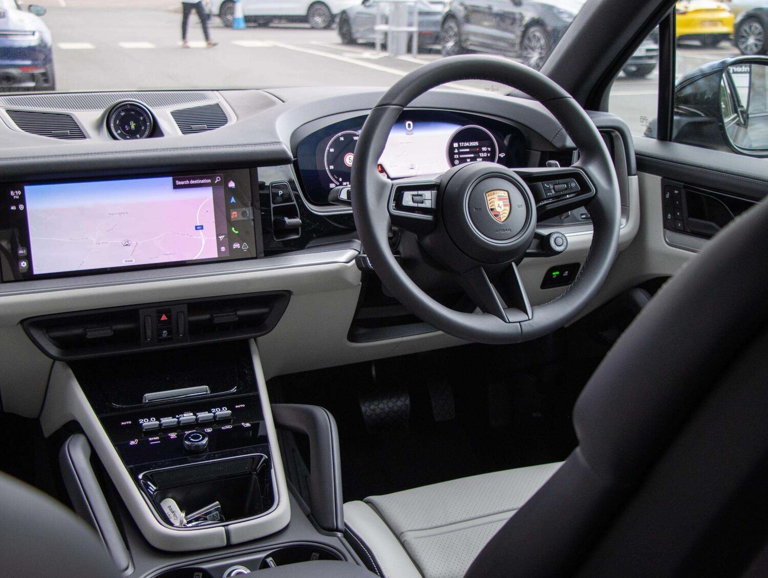 Used Porsche Cayenne 2025 for sale - 76205102: Photo 30