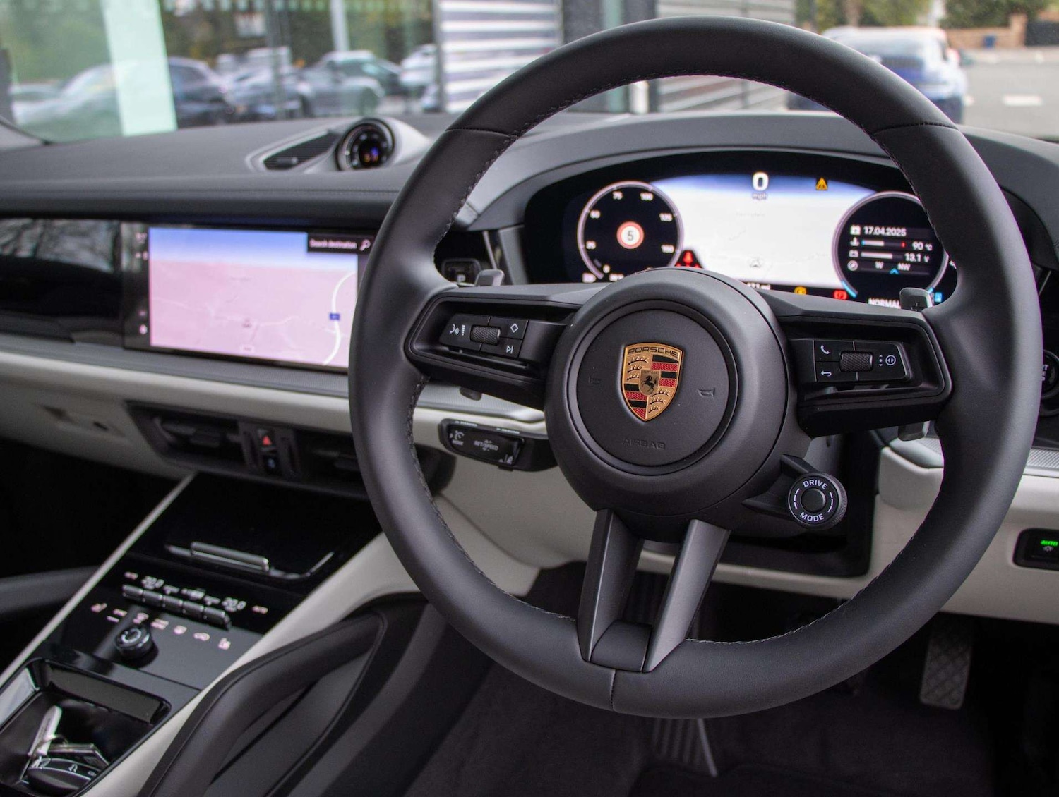 Used Porsche Cayenne 2025 for sale - 76205102: Photo 9