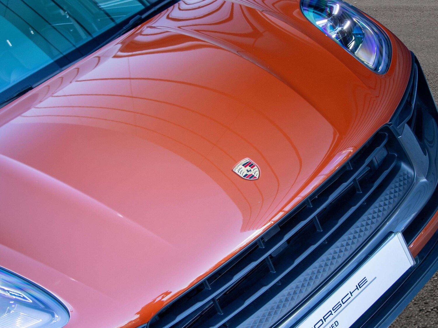 Used Porsche Macan 2023 for sale - 78052352: Photo 11