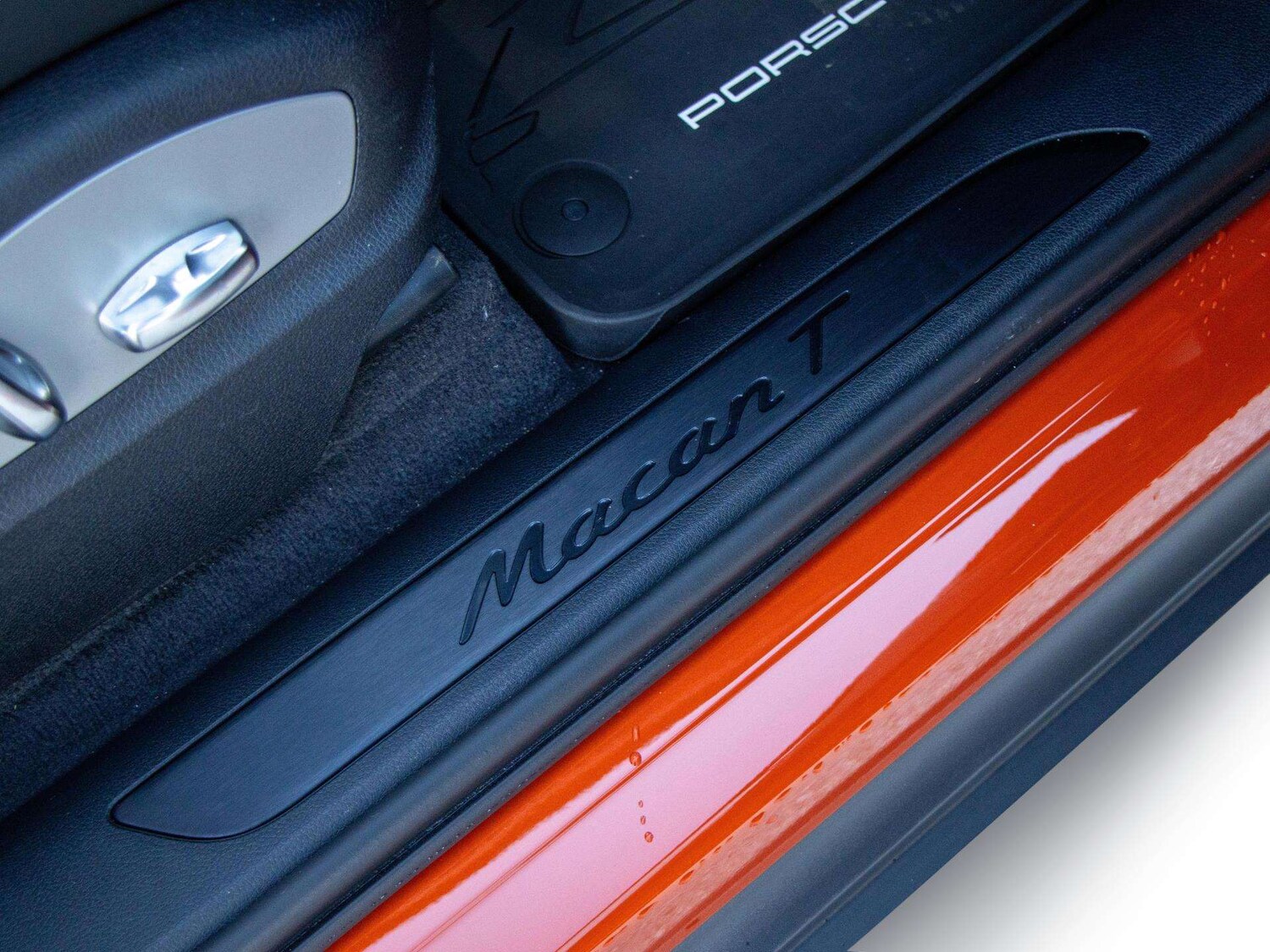 Used Porsche Macan 2023 for sale - 78052352: Photo 16