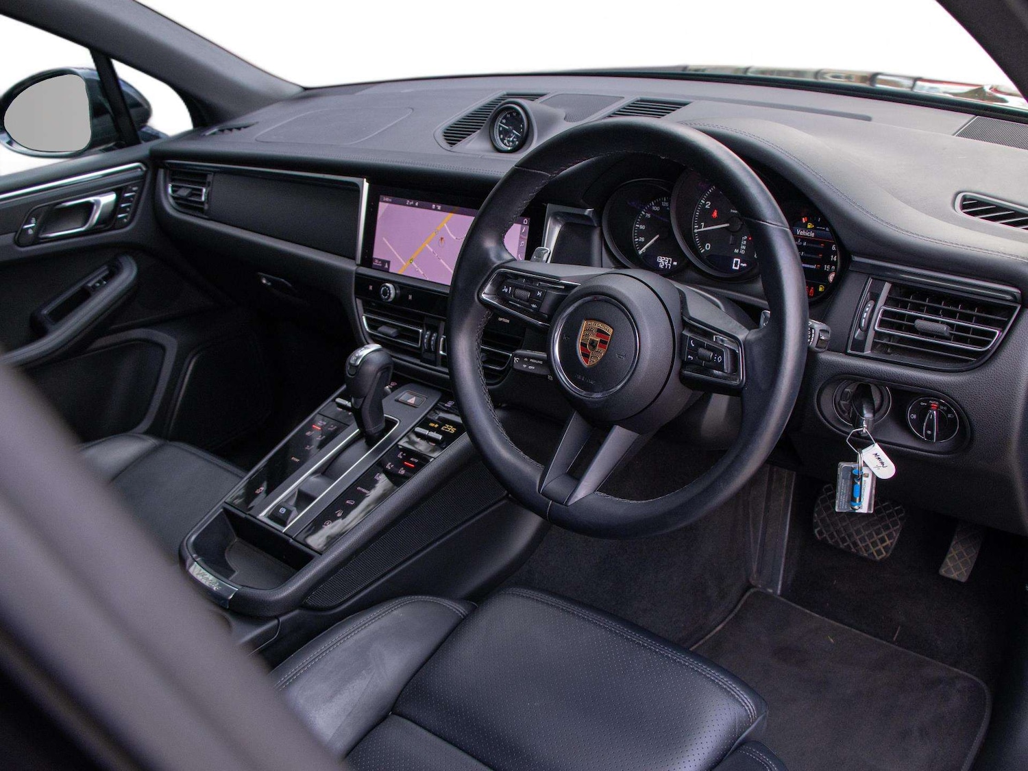 Used Porsche Macan 2023 for sale - 77787233: Photo 13