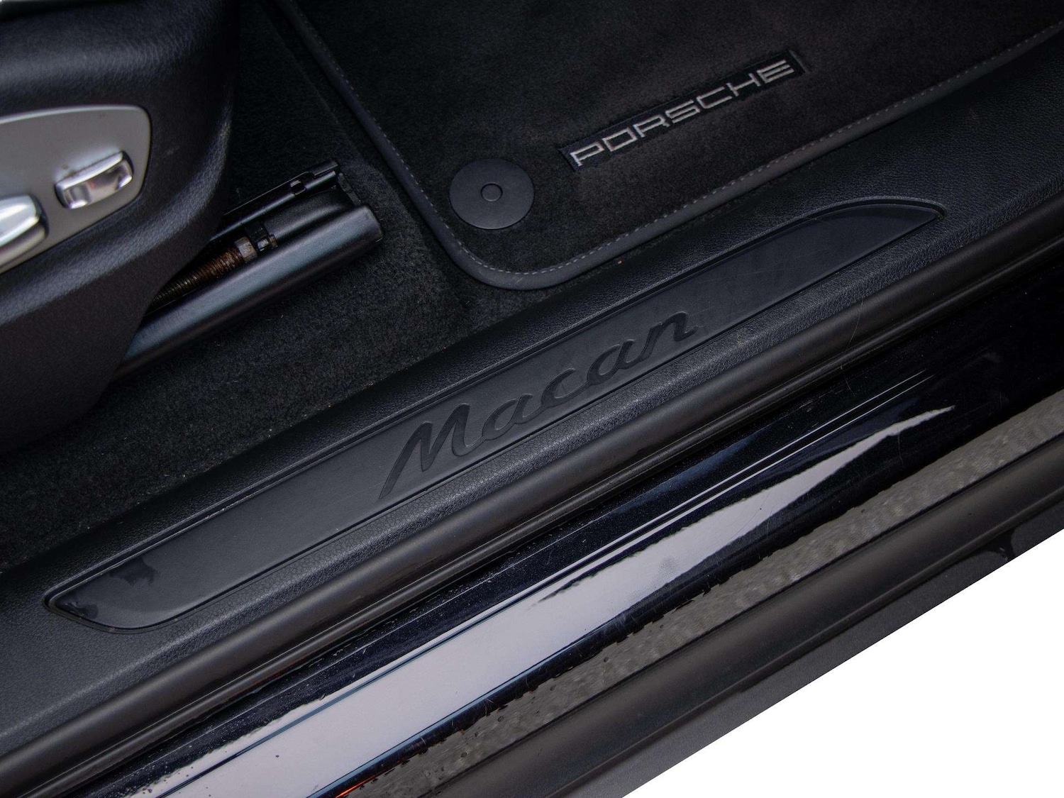 Used Porsche Macan 2023 for sale - 77787233: Photo 15