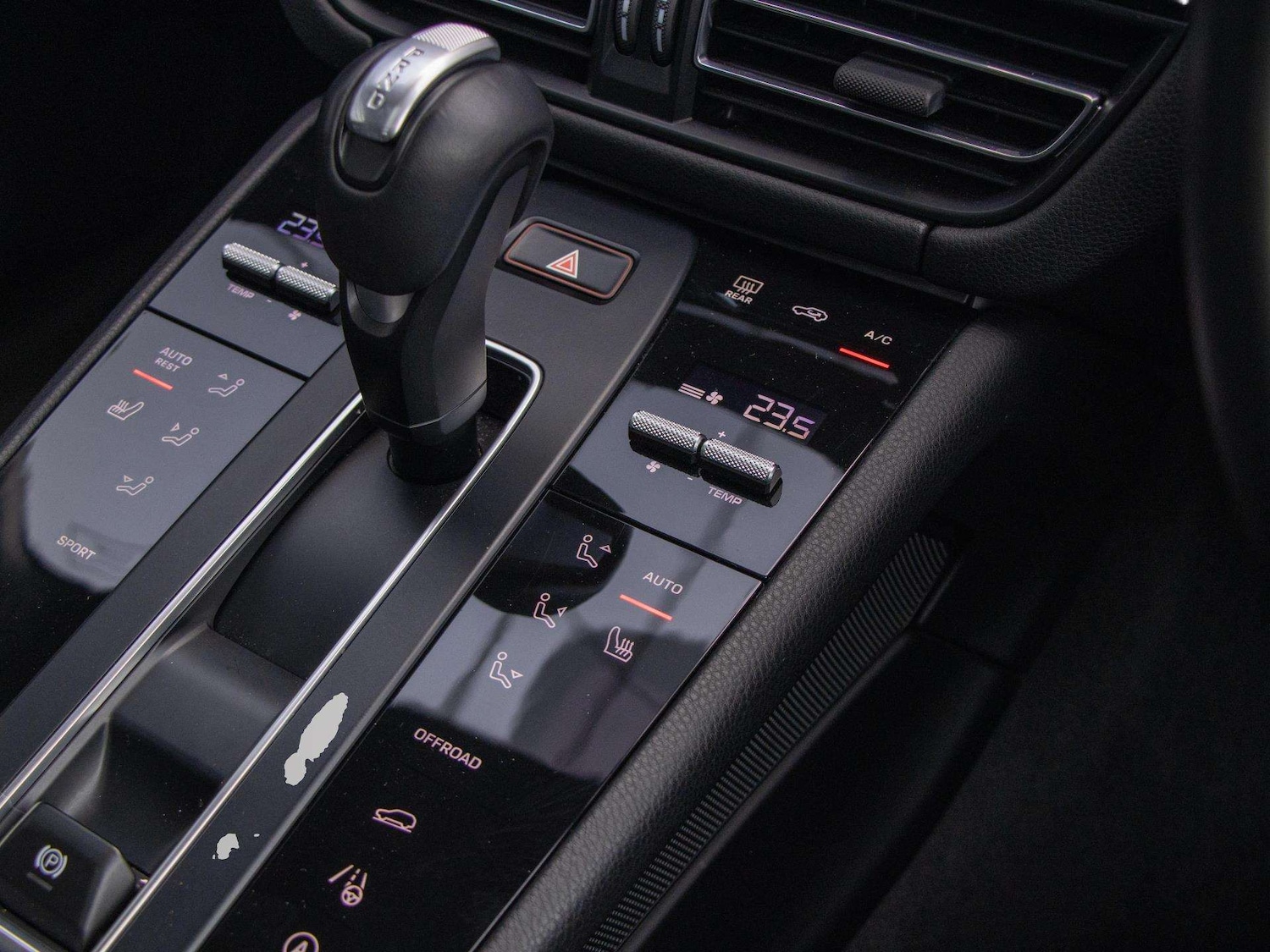 Used Porsche Macan 2023 for sale - 77787233: Photo 18