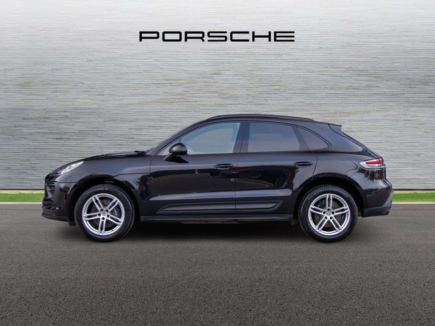 Used Porsche Macan 2023 for sale - 77787233: Photo 5