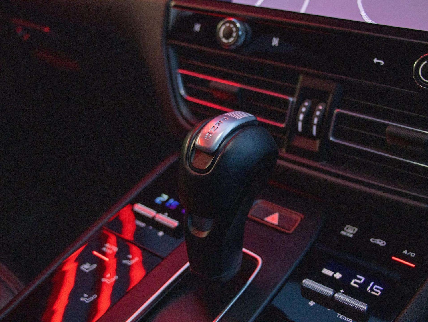 Used Porsche Macan 2023 for sale - 77112444: Photo 11