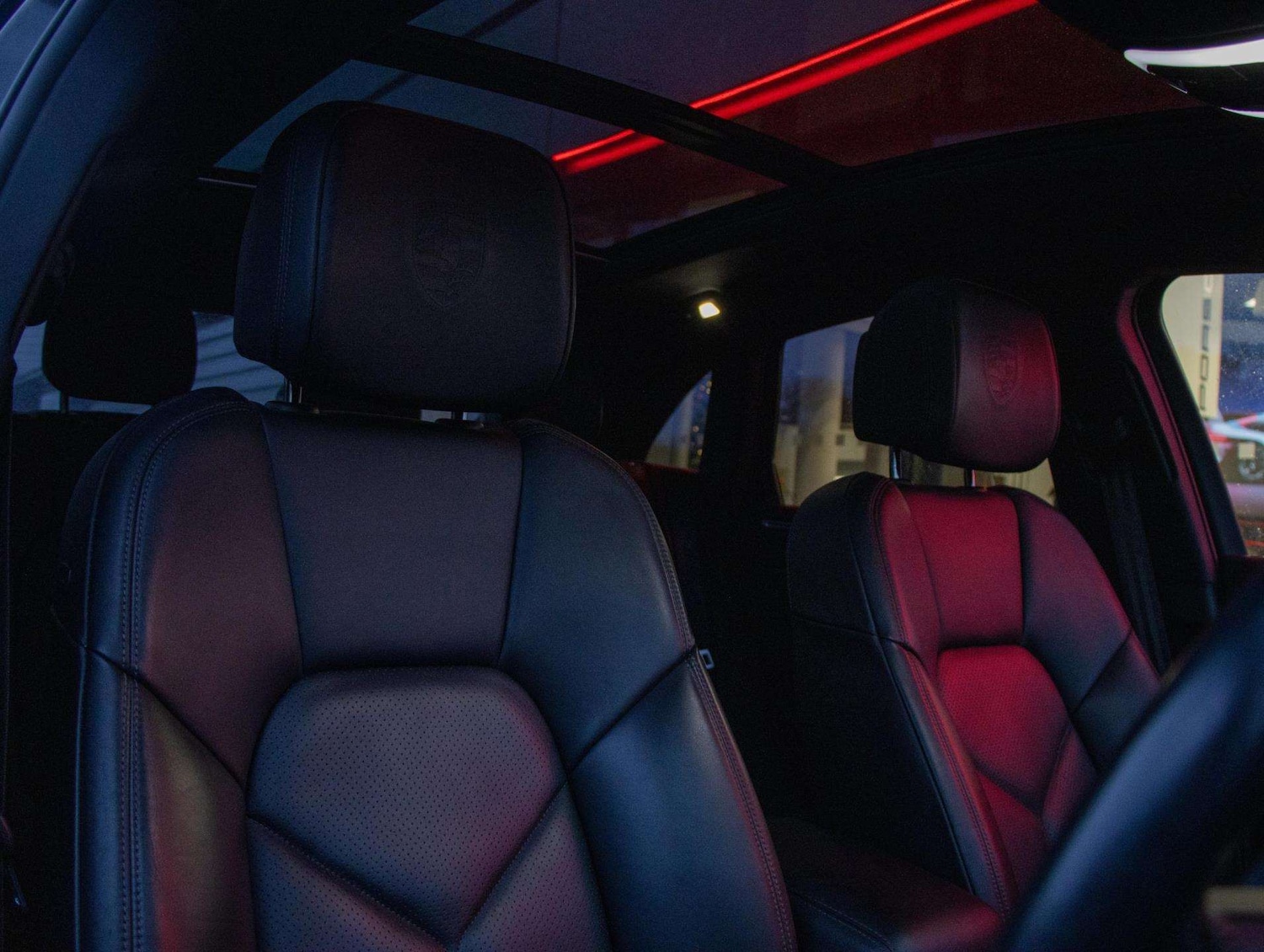 Used Porsche Macan 2023 for sale - 77112444: Photo 16