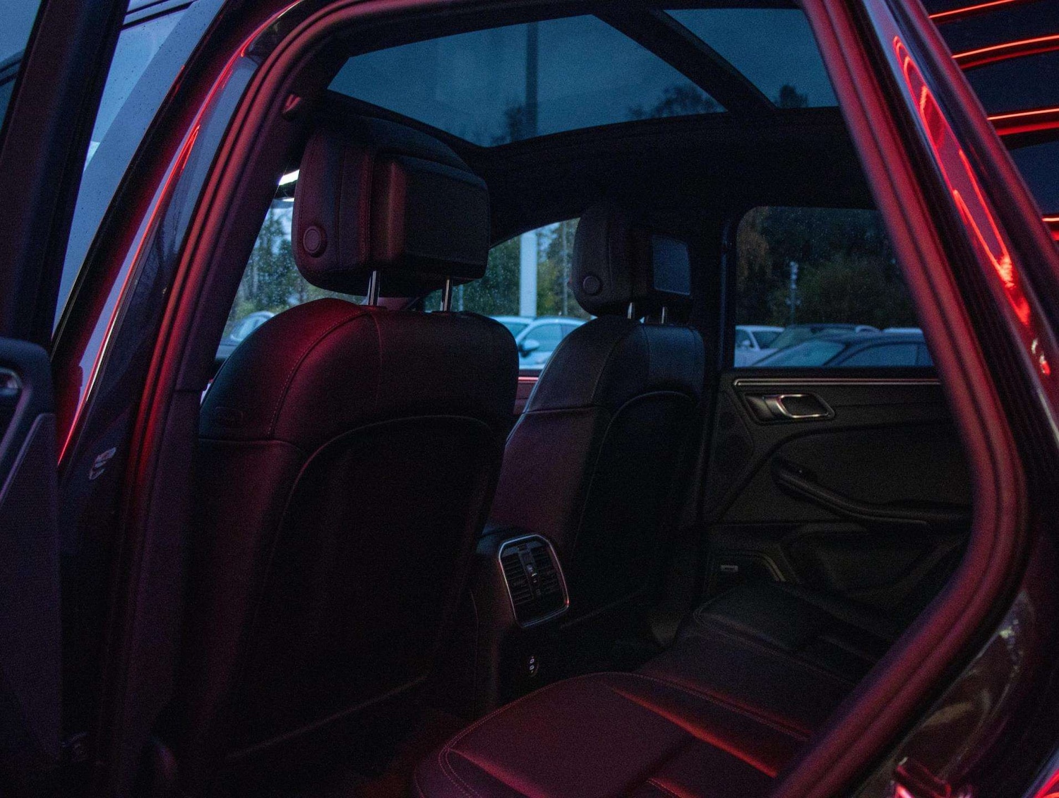 Used Porsche Macan 2023 for sale - 77112444: Photo 28