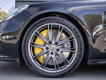 Used Porsche Panamera 2022 for sale - 79204741: Photo