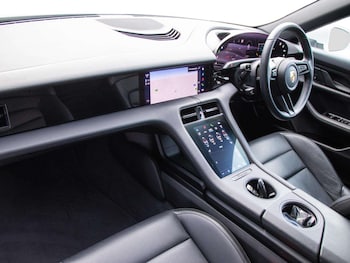 Used Porsche Taycan 2022 for sale - 78264839: Photo